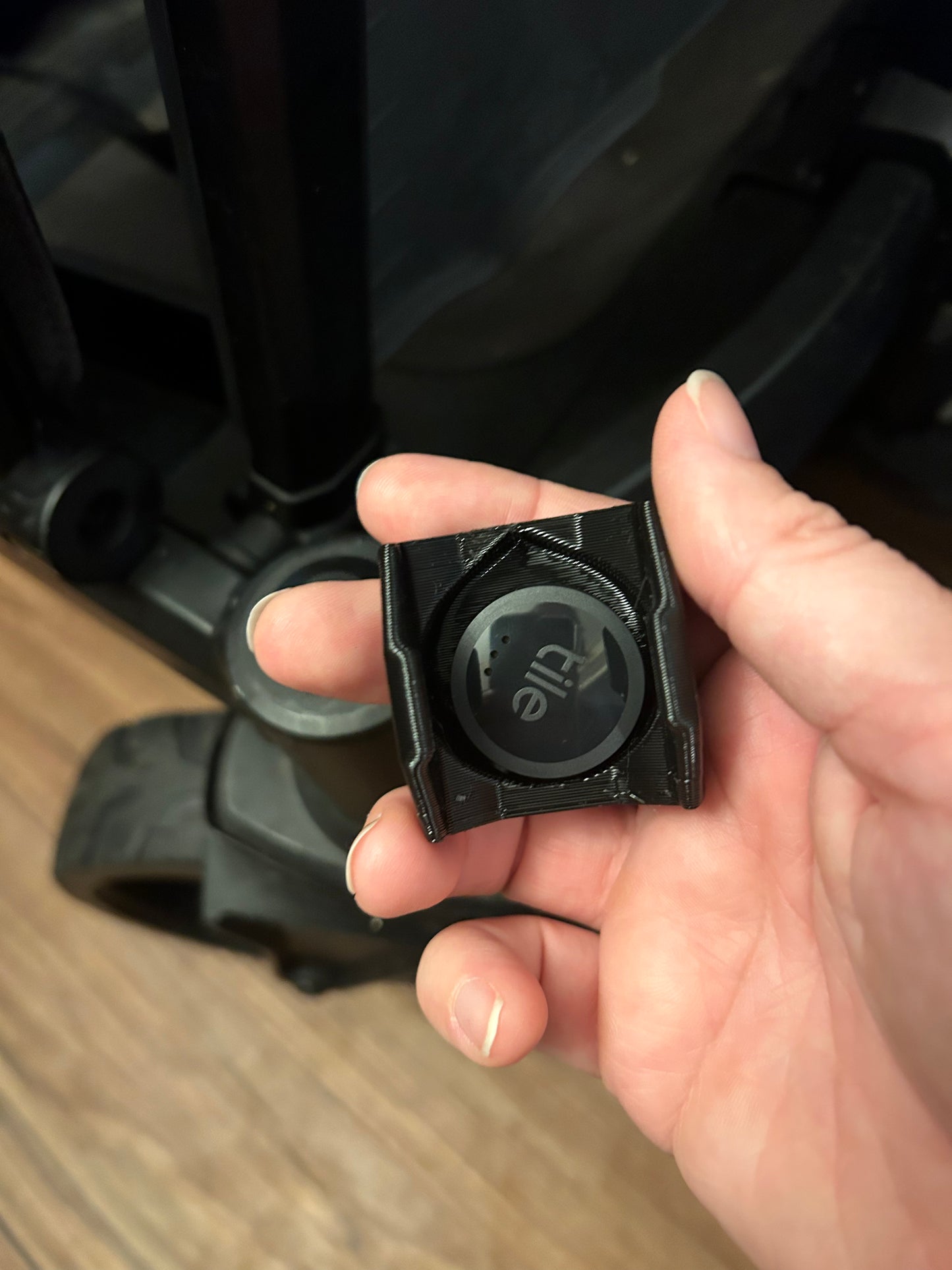 AirTag holder (Veer and UB Minu compatible)