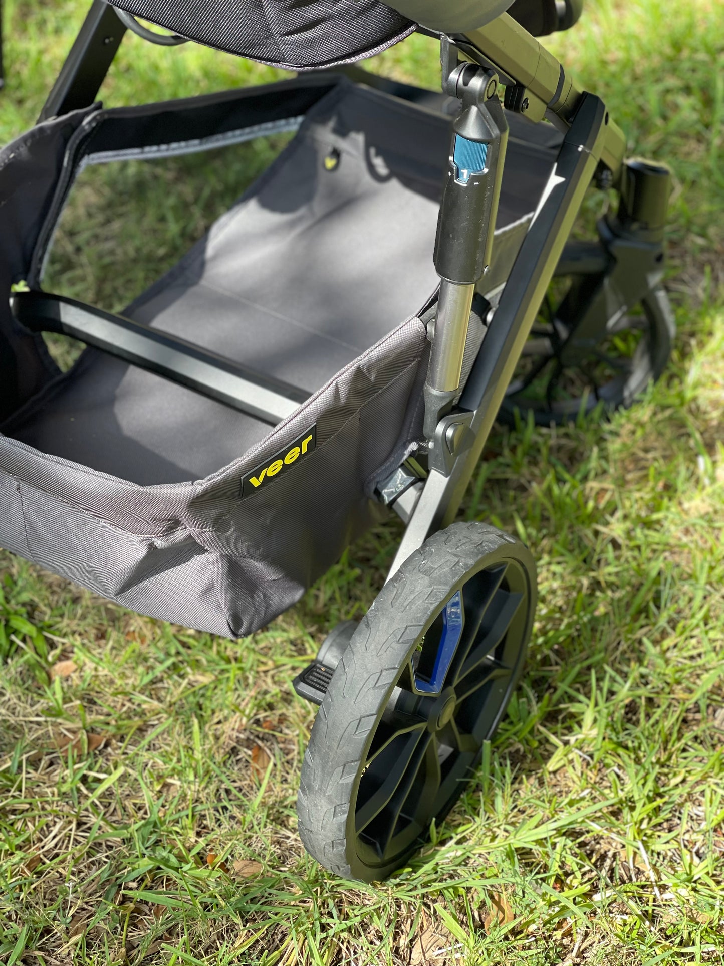 Switchback &Roll (Veer) AirTag Holder